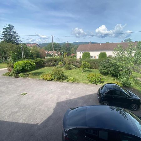 Le Clos Fleuri Revisite Hotell Champagney Exteriör bild